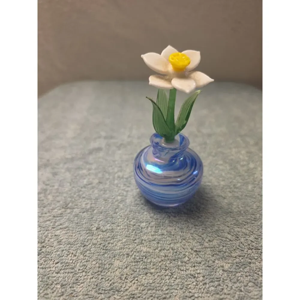 Hand Blown Art Glass Miniature Daffodil Flower Swirl Vase Lampwork Sculpture 4